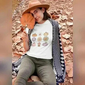 Nataly thyme cute  pumpkin and flower tee shirt